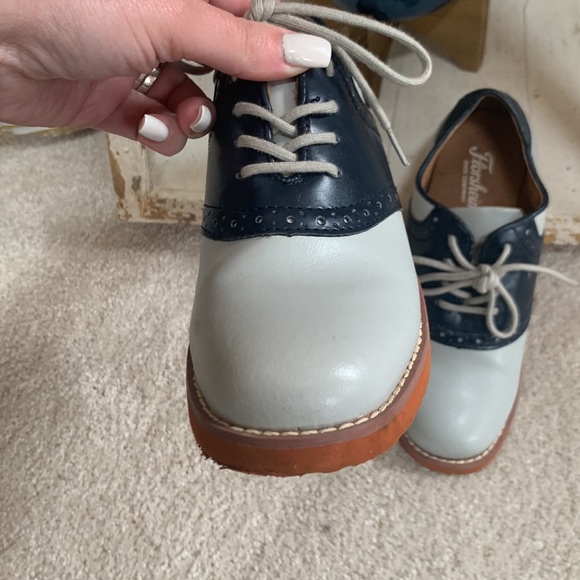 FLORSHEIM SHOE BOYS SIZE 1 - Picture 7 of 12